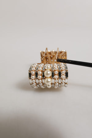 Gold Brass Glas Crystal Faux Pearl Embellished Brooch