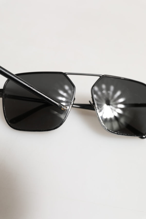 Black Metal Frame Square Lenses Shades Eyewear Sunglasses