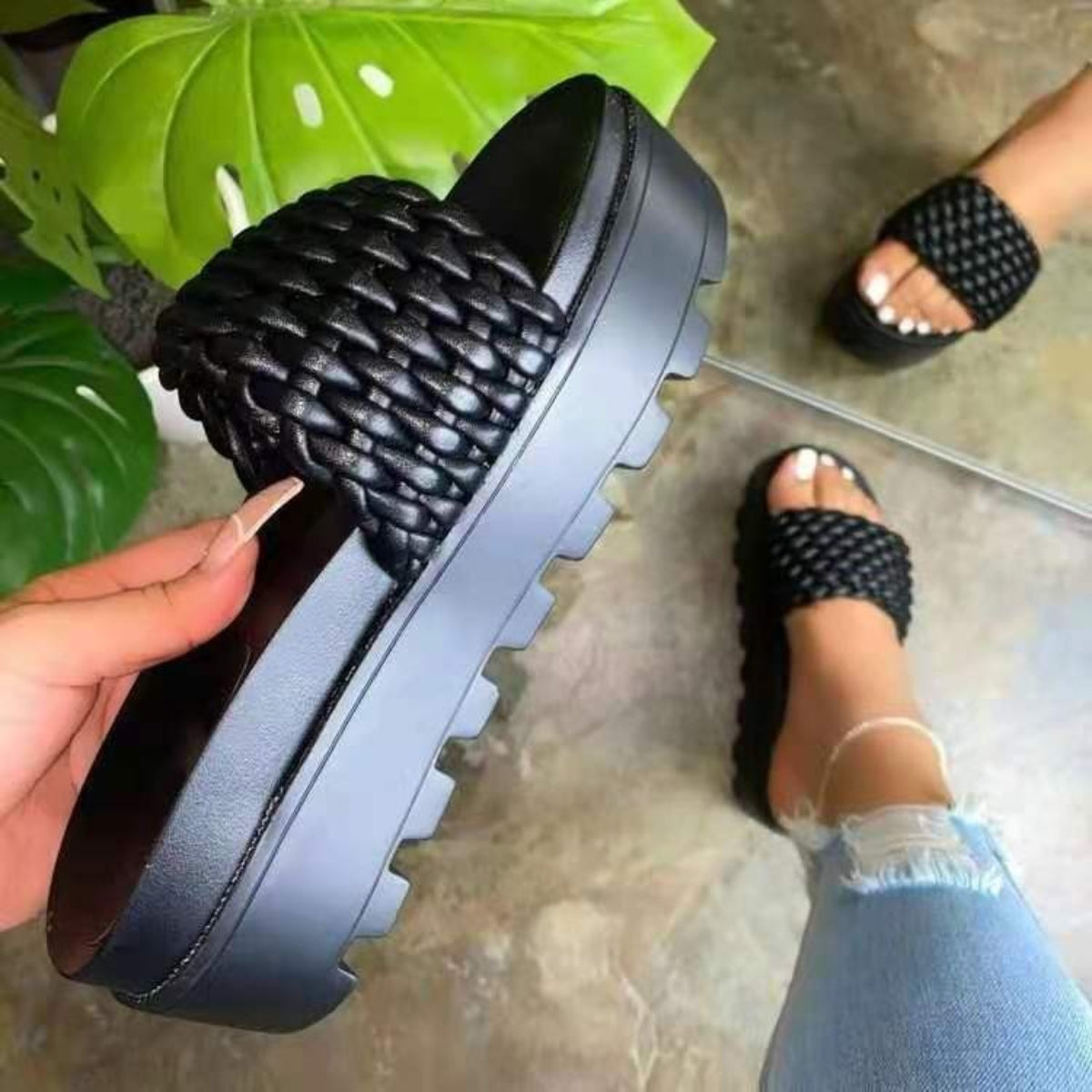 Moda Aziza